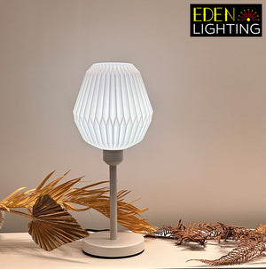 8016T-WH  Table Lamp