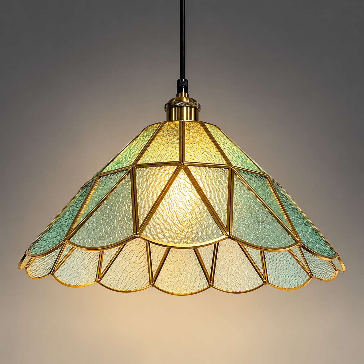 Tiffany Style Pendant Light 3207 GN