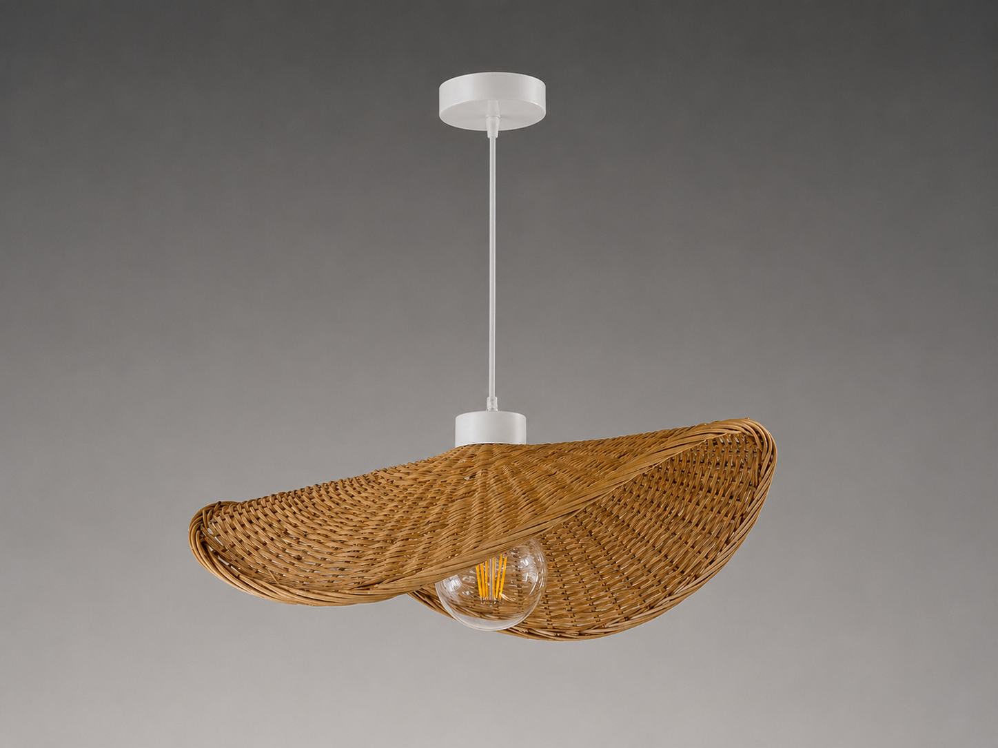 Natural woven rattan pendant light 9102