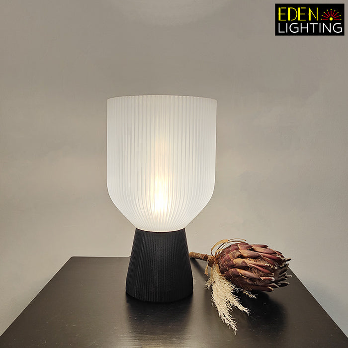 T039 Table Lamp