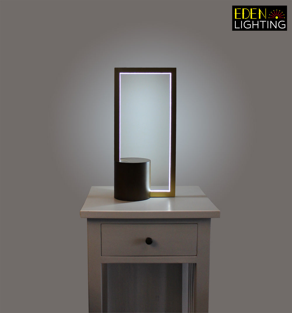 T5 Table Lamp